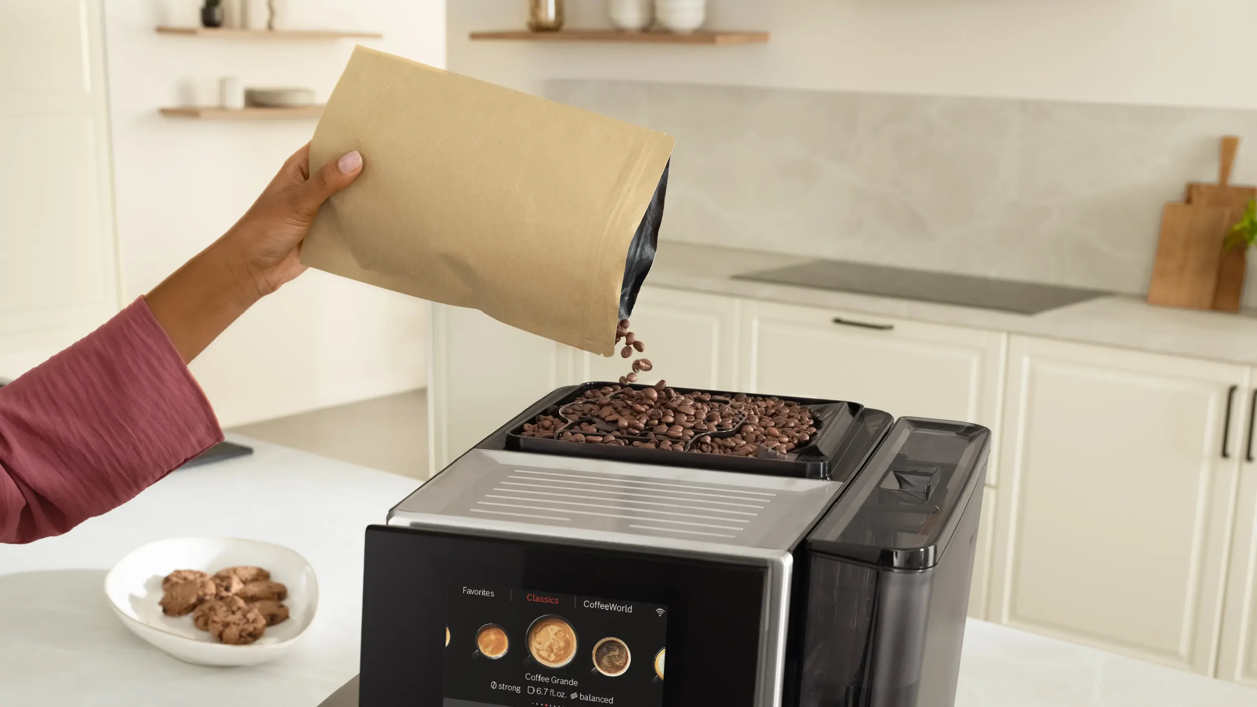 800 Series Fully Automatic Espresso Machine VeroCafe Stainless Steel, Removable Water Tank - Image 6