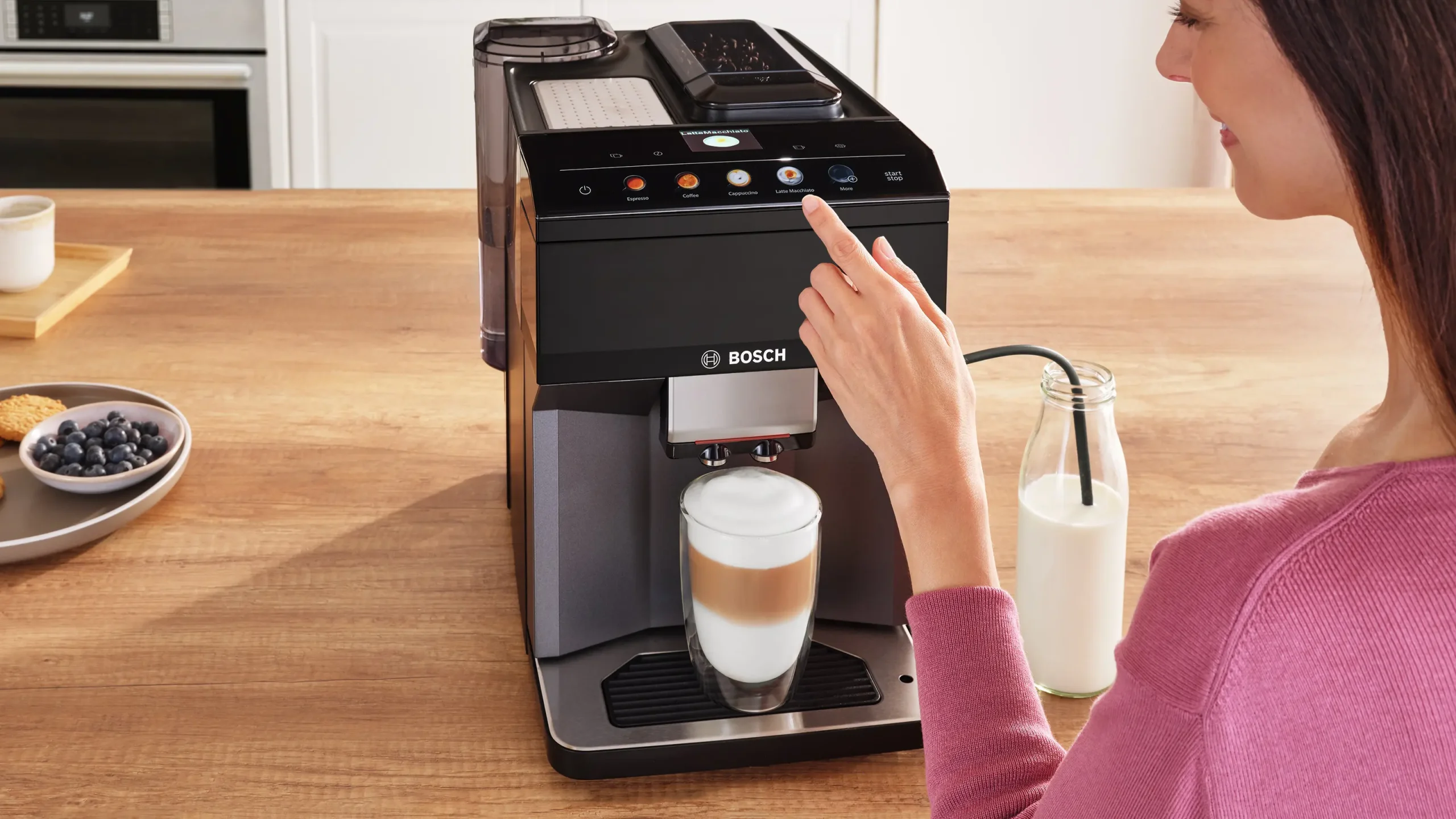 500 Series Fully Automatic Espresso Machine 500 Series VeroCafe Dark Silver, Removable Water Tank - Image 9